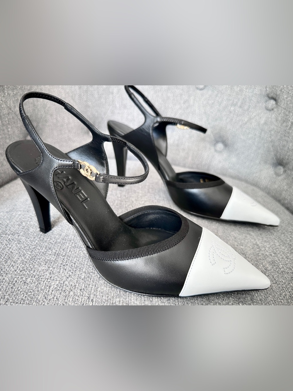 2026 CHANEL BLAZY BLACK LEATHER WHITE TOE CC LOGO SANDALS HEELS SHOES size 38C - Picture 5 of 16
